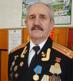 Сердюков и ветераны