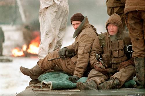  1995, 245- . 